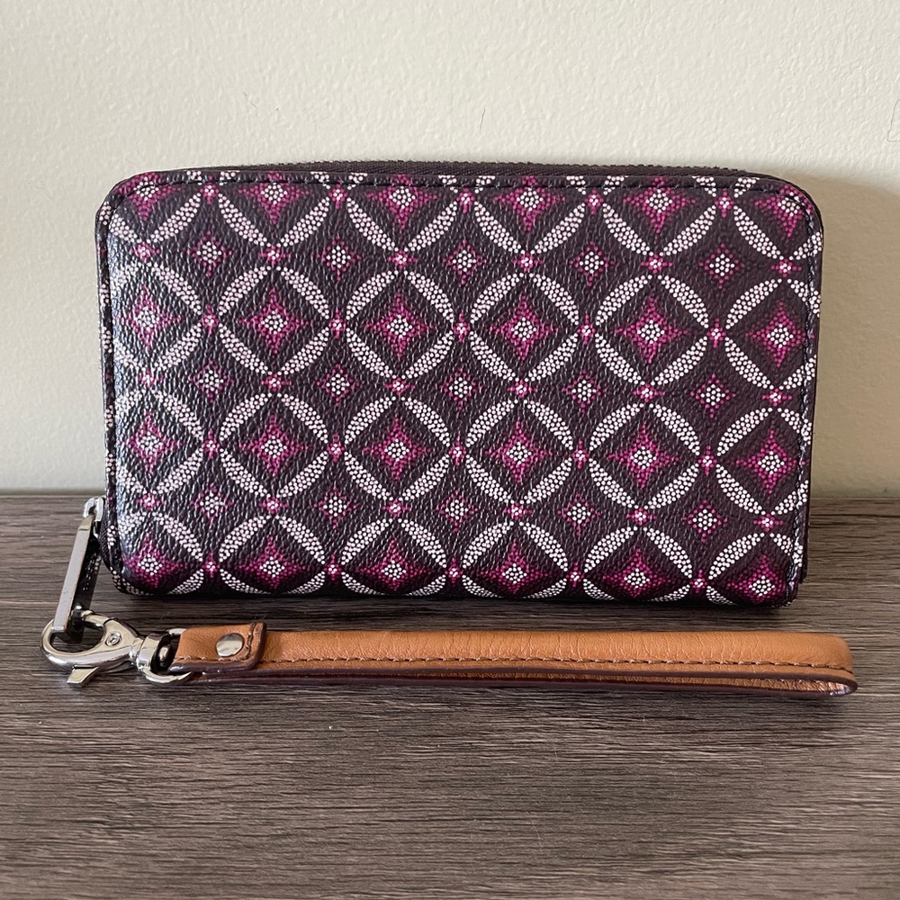 Fossil wallet, medium size